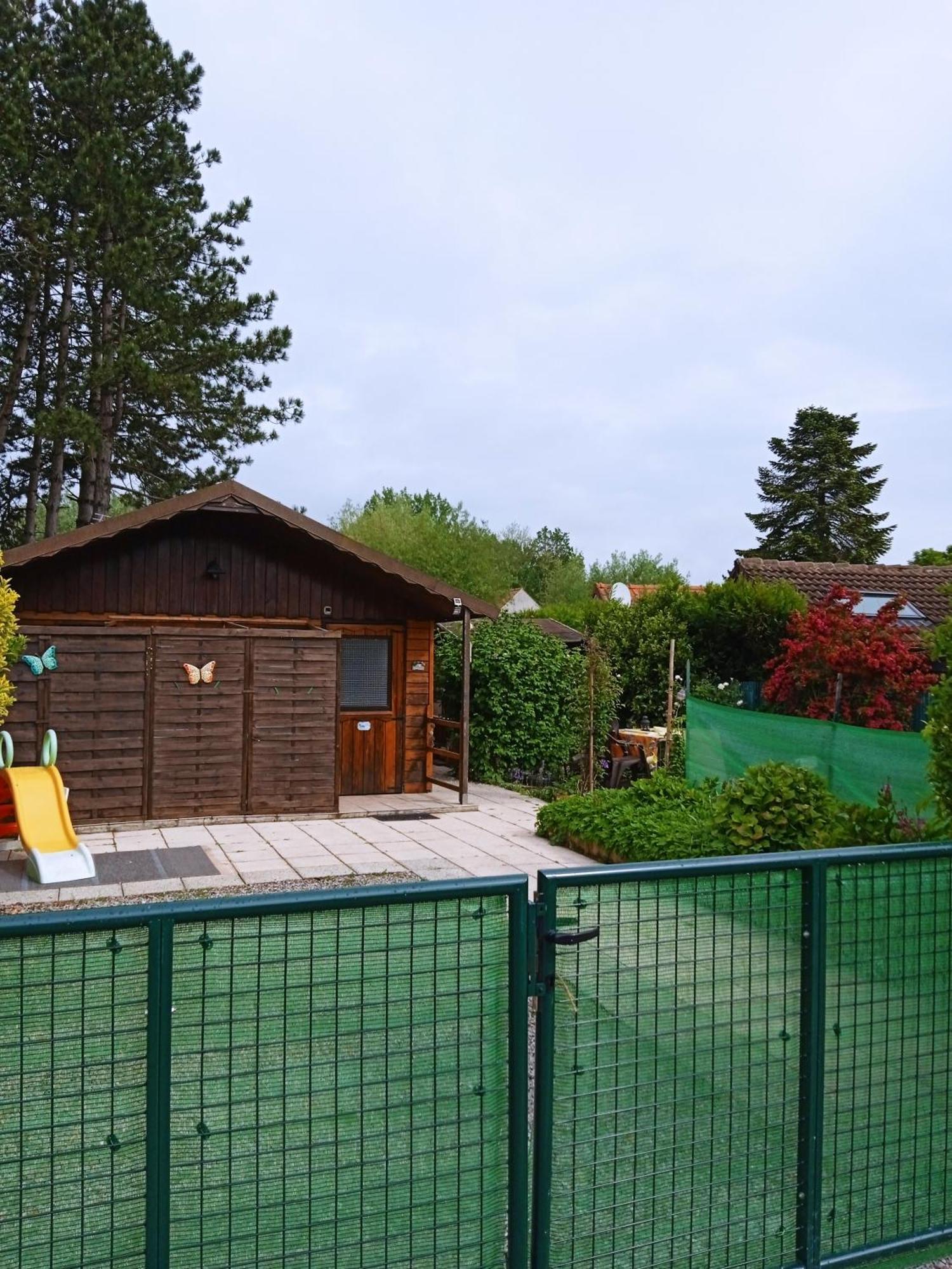 Le Chat Reveur Hotel Ardres Exterior photo